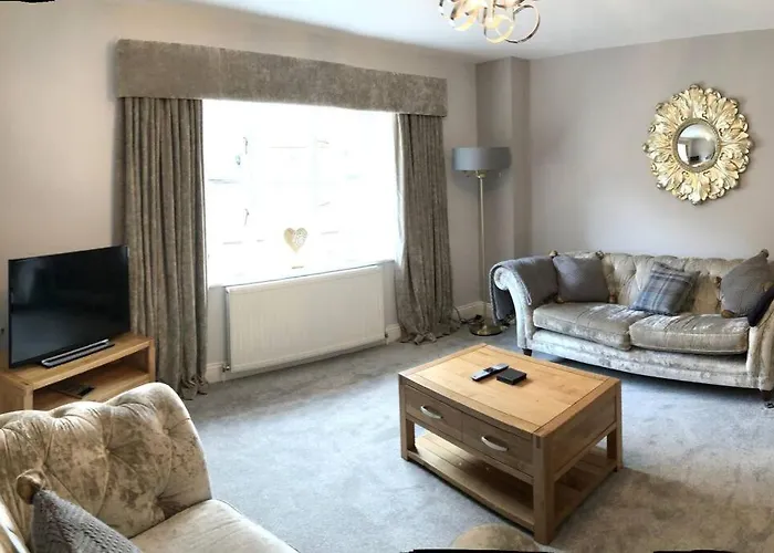 Stunning Apartment In The Heart Of Broadway