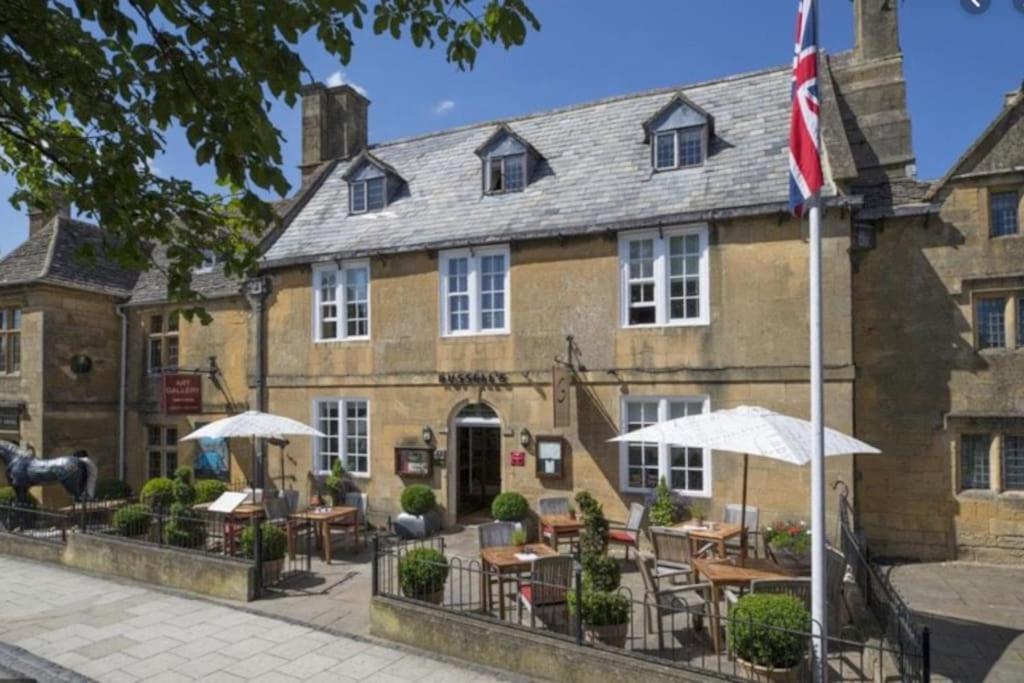 Stunning In The Heart Of Broadway * Broadway (Worcestershire)